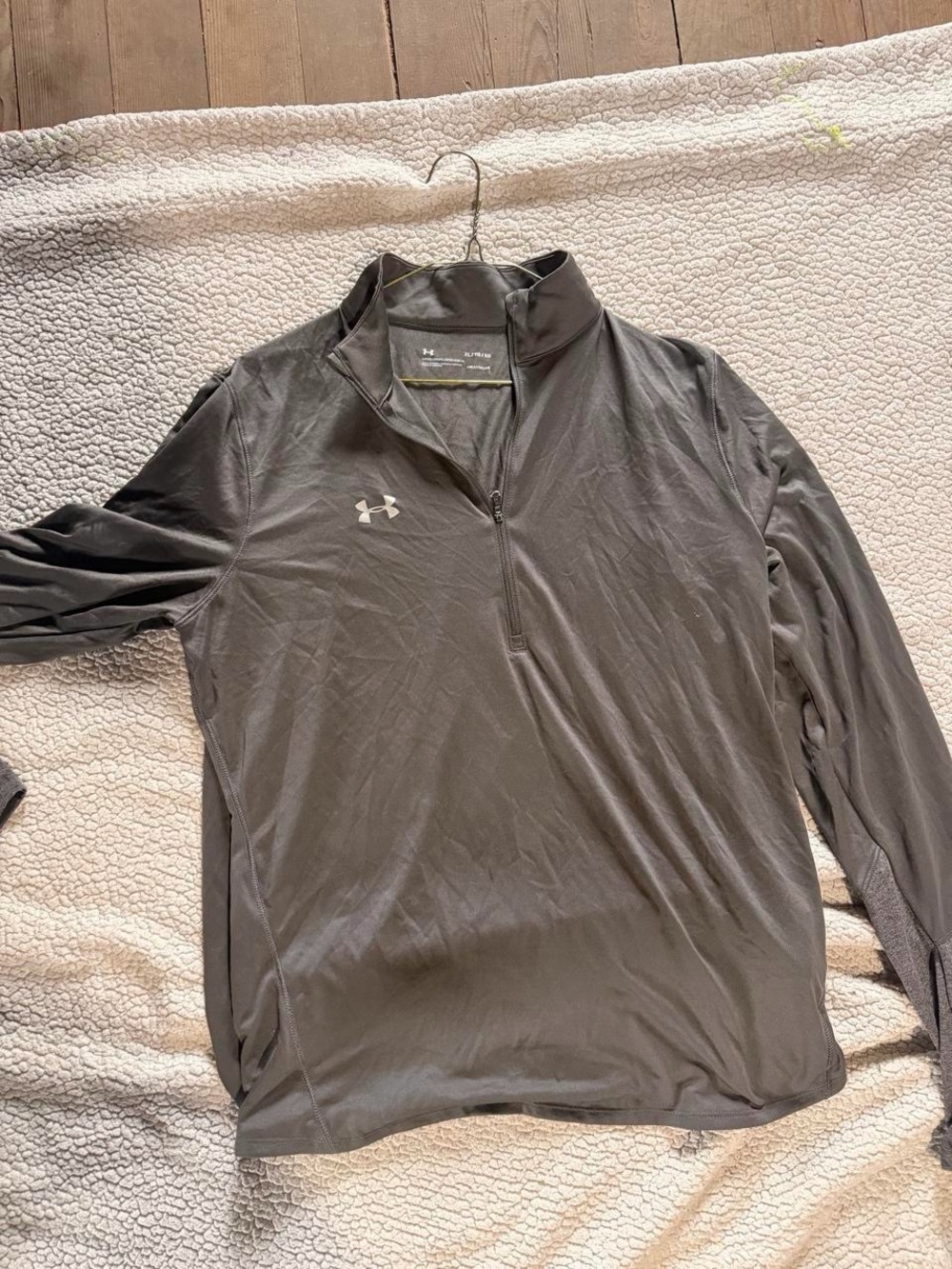 Under Armour Men’s Dark Gray 1/4 Zip Performance Jacket